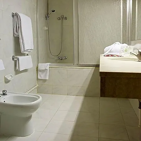 Europa Hotel 3*