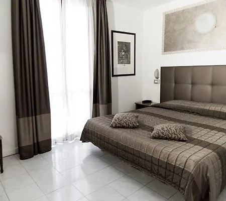 Hotel Europa Módena